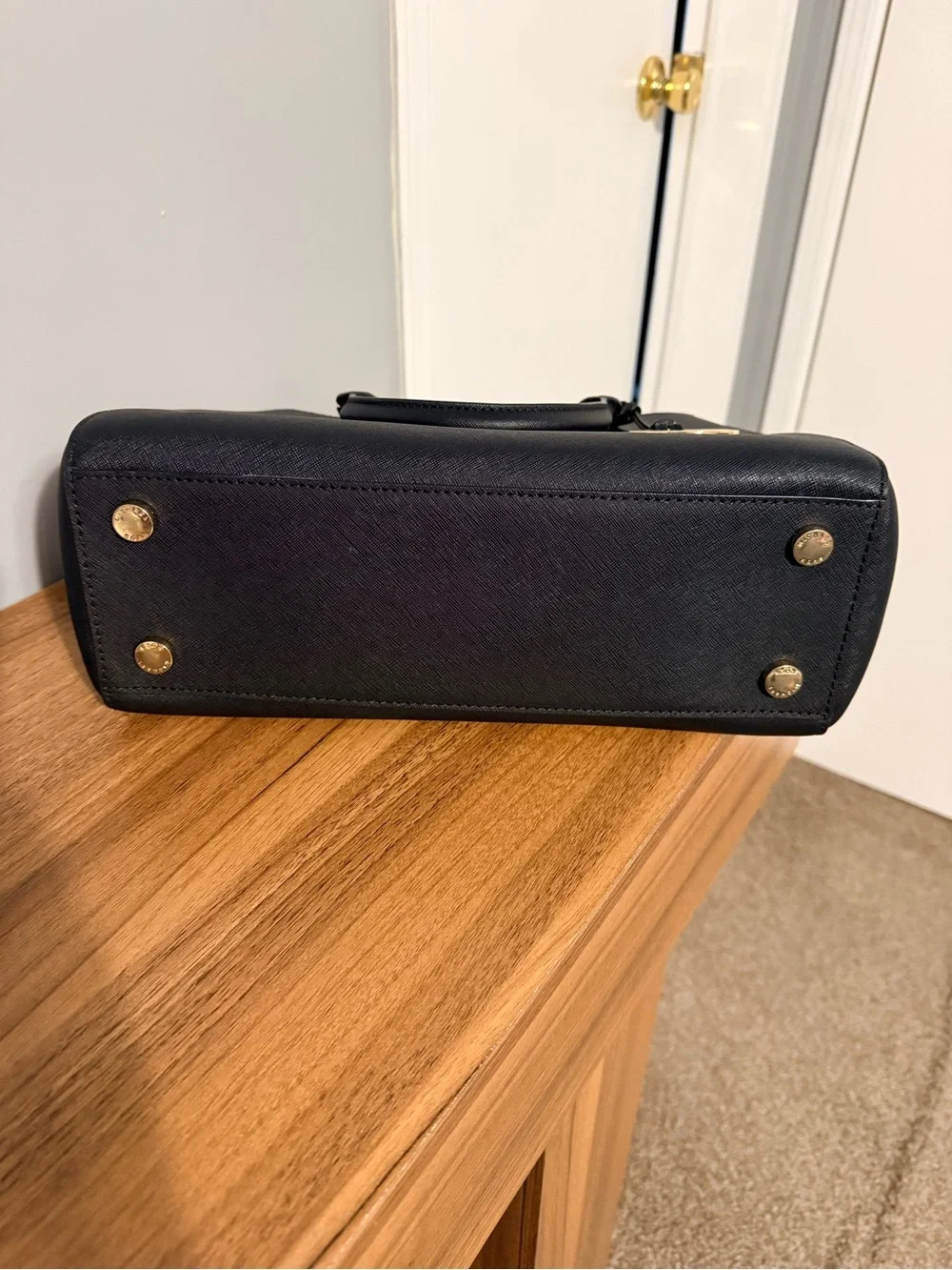 Michael Kors Sutton Medium Satchel